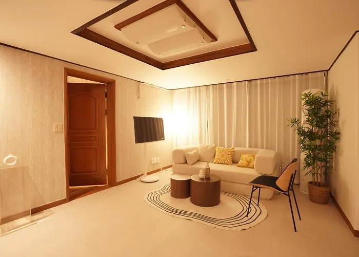 Wangsimni Station 3 Min Walk Line 2 Near Seongsu Hanyang Univ 3br Sleeps 8 Appartement