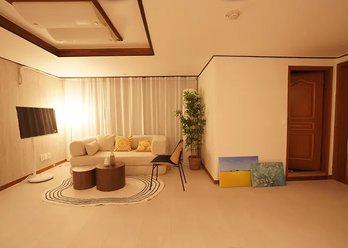 Wangsimni Station 3 Min Walk Line 2 Near Seongsu Hanyang Univ 3br Sleeps 8 Appartement *