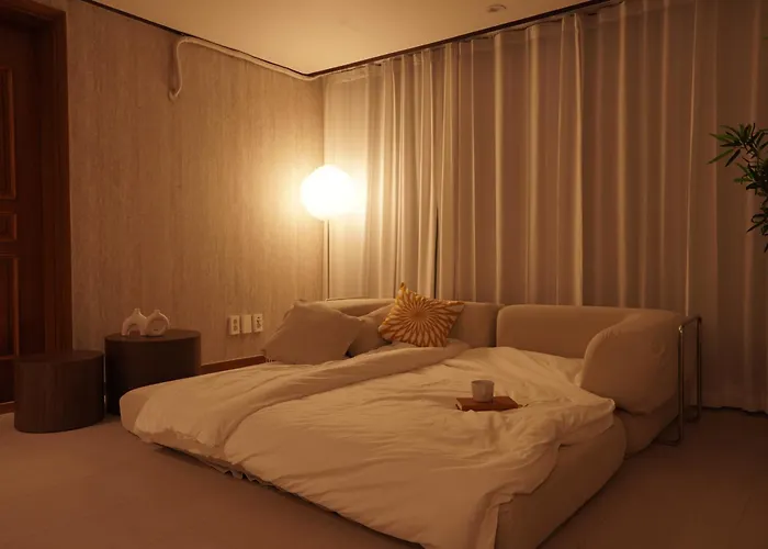 Wangsimni Station 3 Min Walk Line 2 Near Seongsu Hanyang Univ 3br Sleeps 8 Appartement Seoel