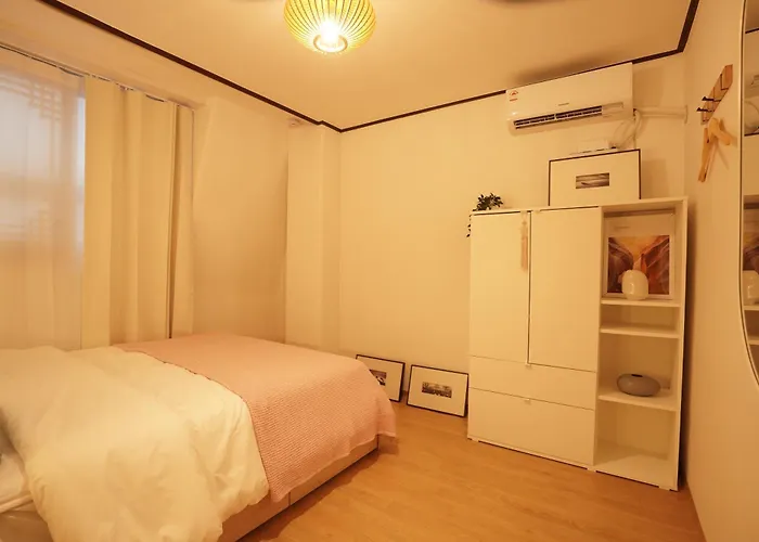 Appartement Wangsimni Station 3 Min Walk Line 2 Near Seongsu Hanyang Univ 3br Sleeps 8 *