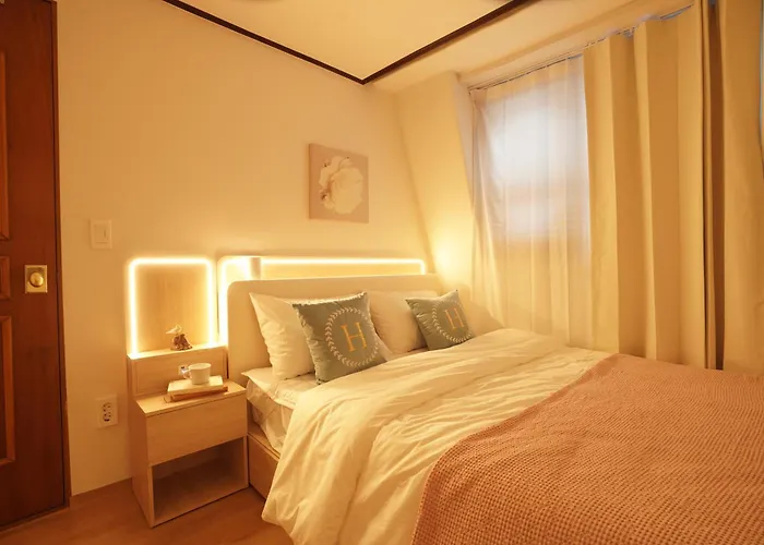Wangsimni Station 3 Min Walk Line 2 Near Seongsu Hanyang Univ 3br Sleeps 8 Appartement