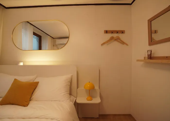 Wangsimni Station 3 Min Walk Line 2 Near Seongsu Hanyang Univ 3br Sleeps 8 Appartement