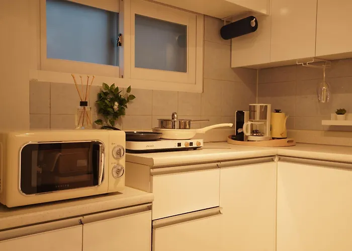 Wangsimni Station 3 Min Walk Line 2 Near Seongsu Hanyang Univ 3br Sleeps 8 Appartement